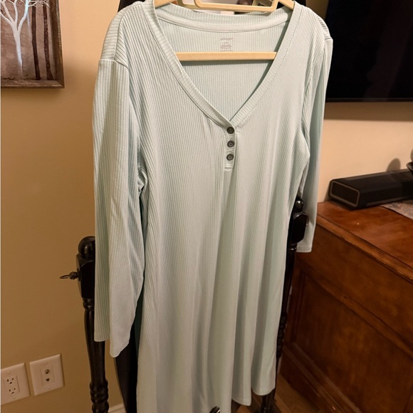 Jockey Mint Ribbed V-Neck Top - Picture 1 of 2